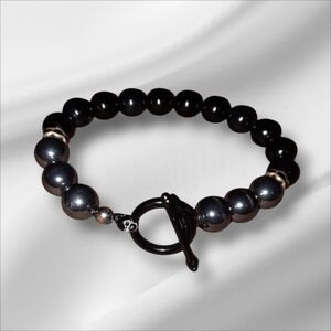 Black Skull beaded hematite, onyx Gemstone unisex bracelet toggle clasp